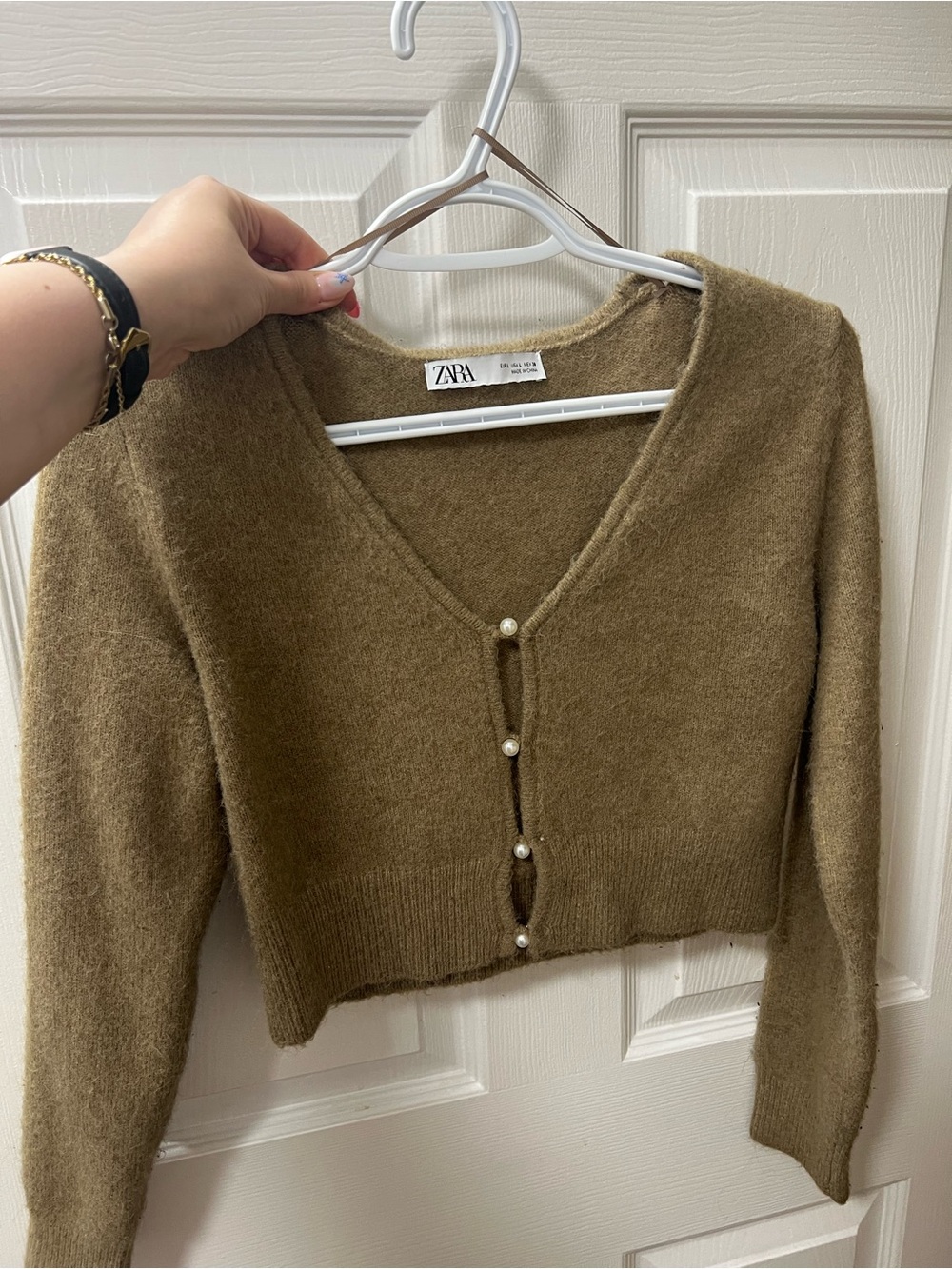 ZARA Cropped V-Neck Pearl Button Sweater - Brown